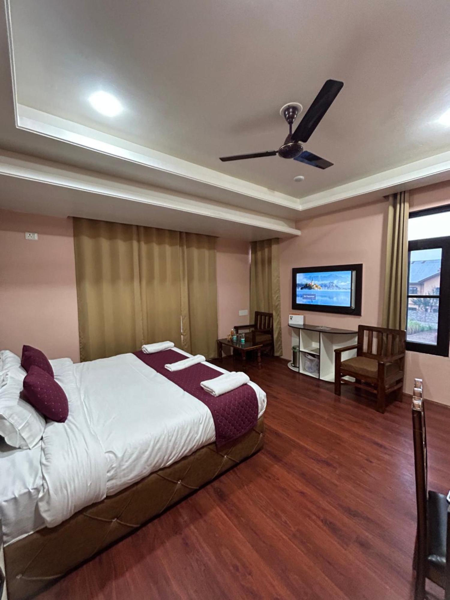 Fair Mount, Airport Road, Humhama Srinagar Srīnagar Exterior foto