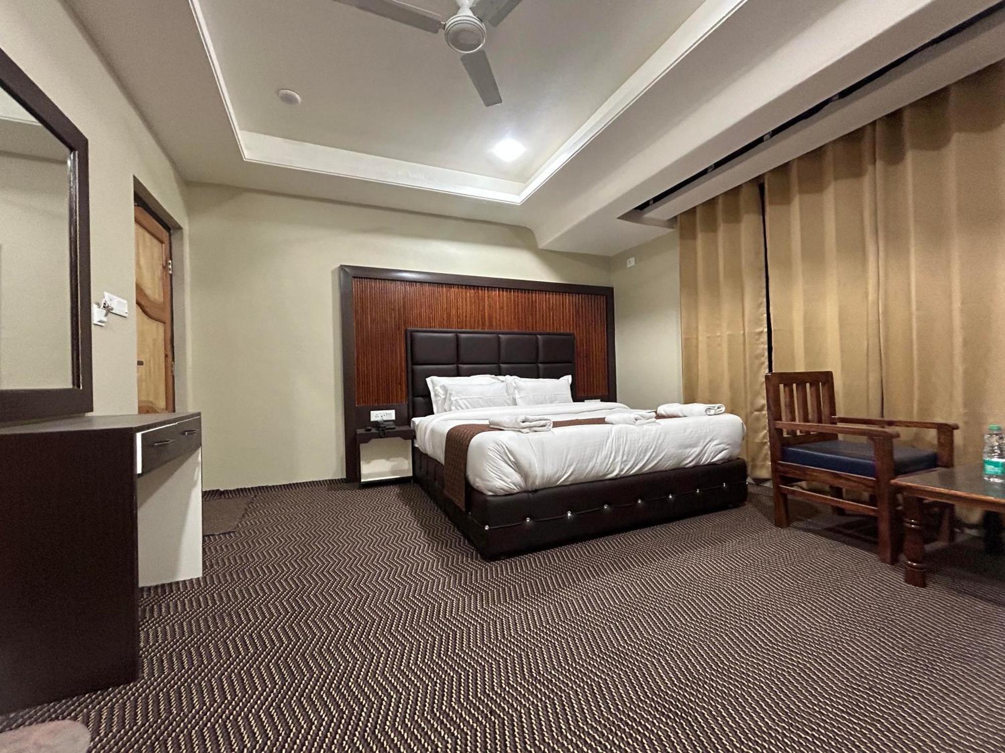 Fair Mount, Airport Road, Humhama Srinagar Srīnagar Exterior foto